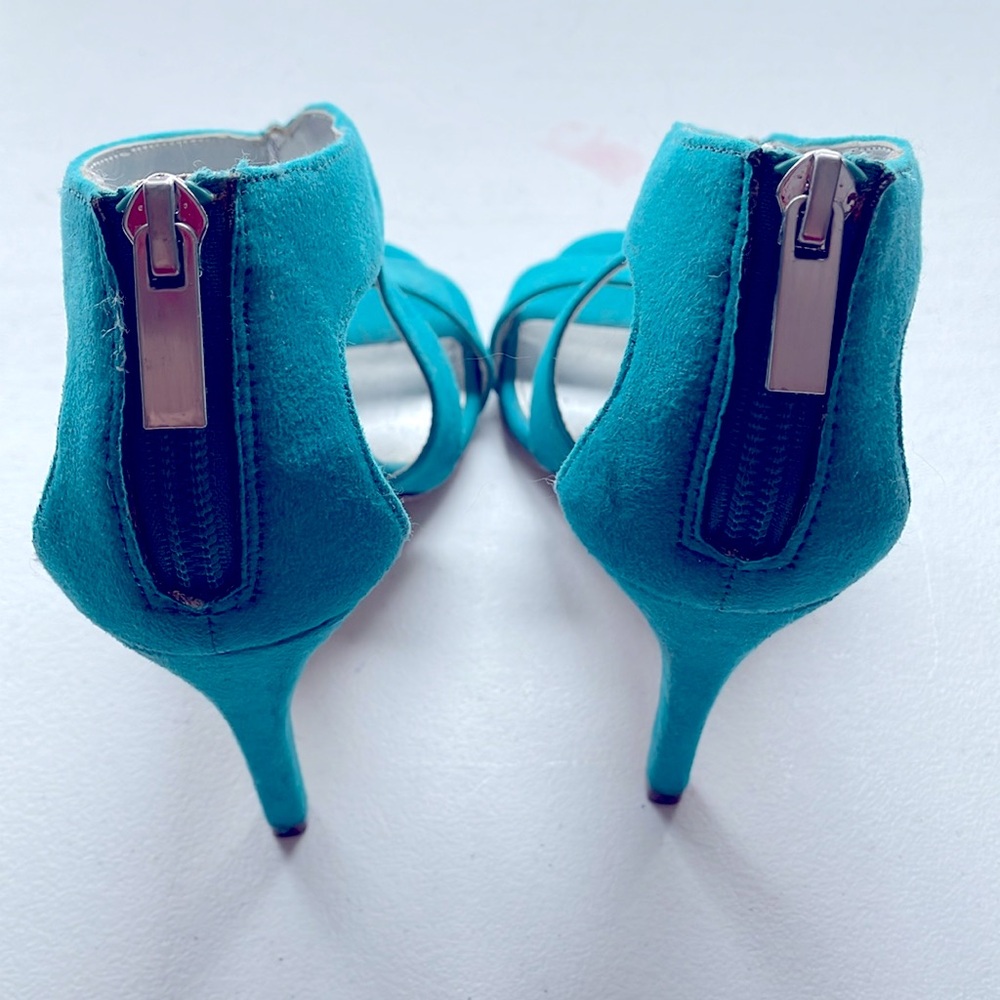 Xappeal turquese heels, size 7, never used. - Picture 3 of 5
